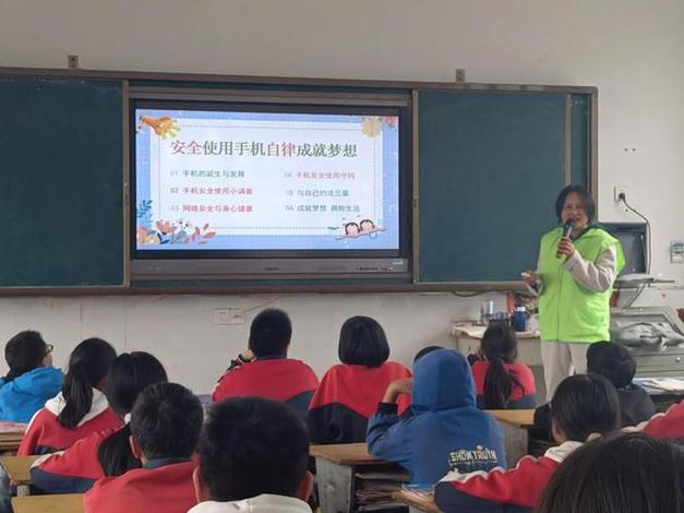 守护童年,襄州区未成年人保护宣讲活动走进石桥镇中心小学|襄阳市